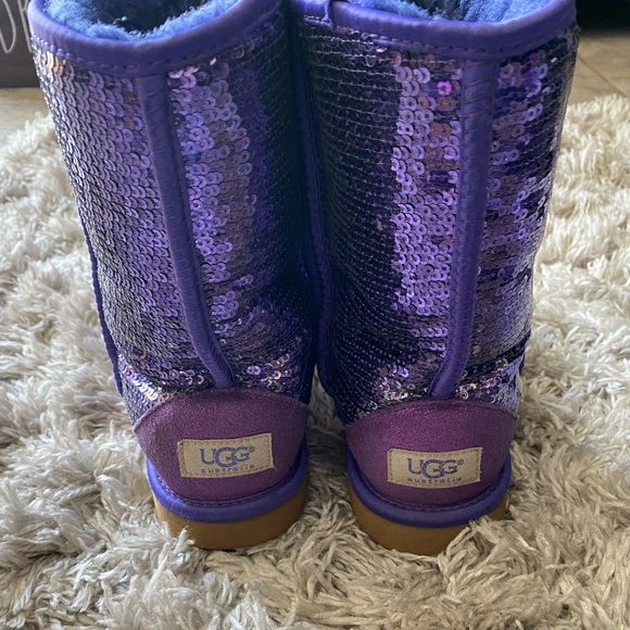 Ugg Boots - Picture 4 of 5